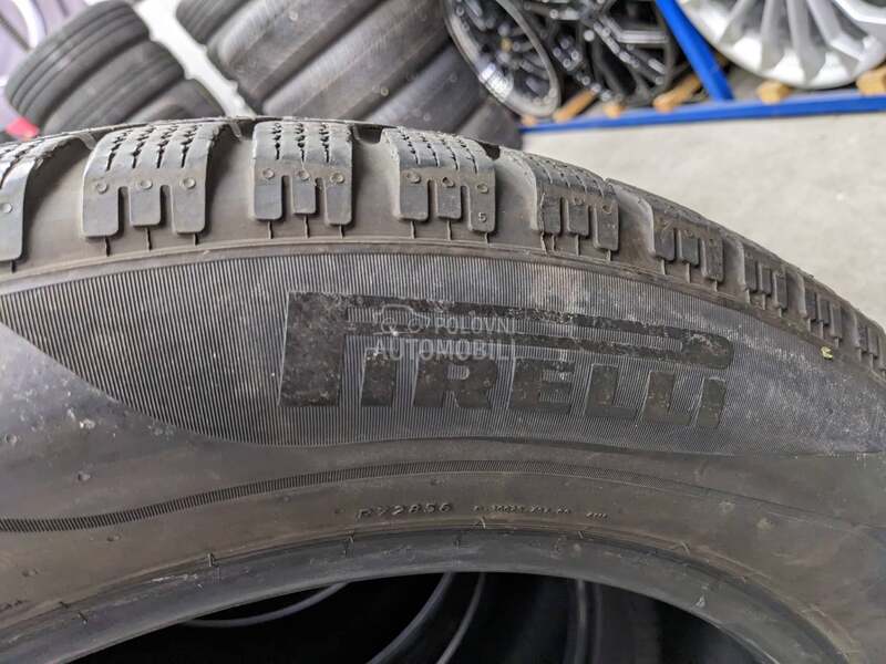 Pirelli 235/55 R18 Zimska