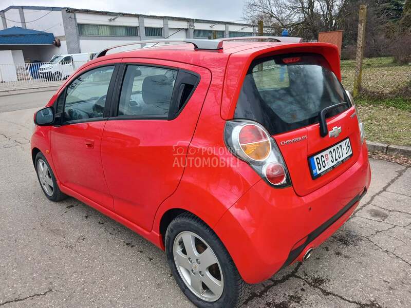 Chevrolet Spark LT
