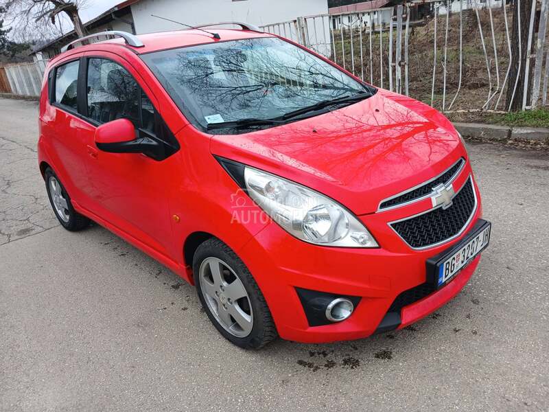 Chevrolet Spark LT