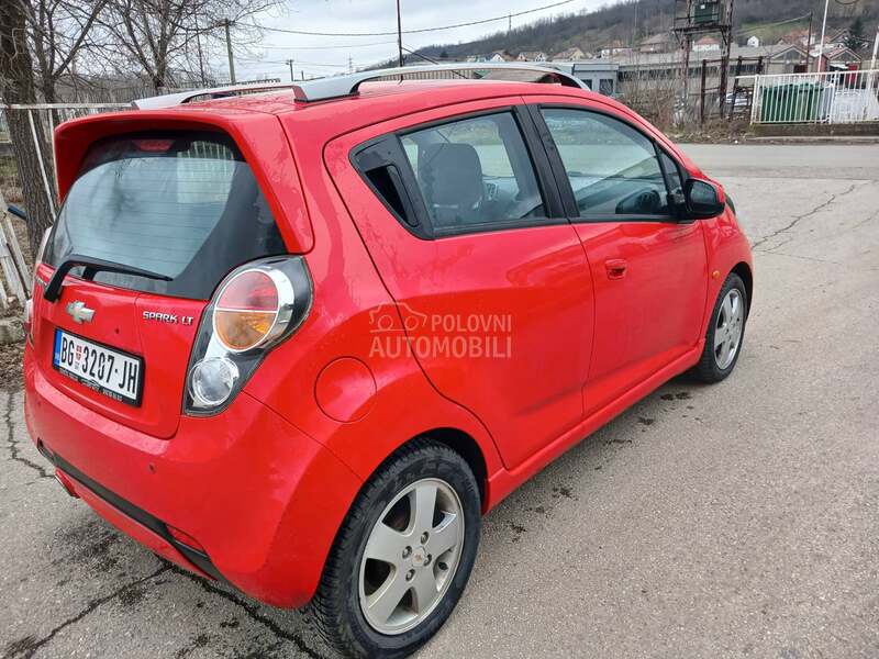 Chevrolet Spark LT