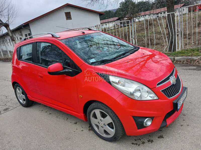 Chevrolet Spark LT