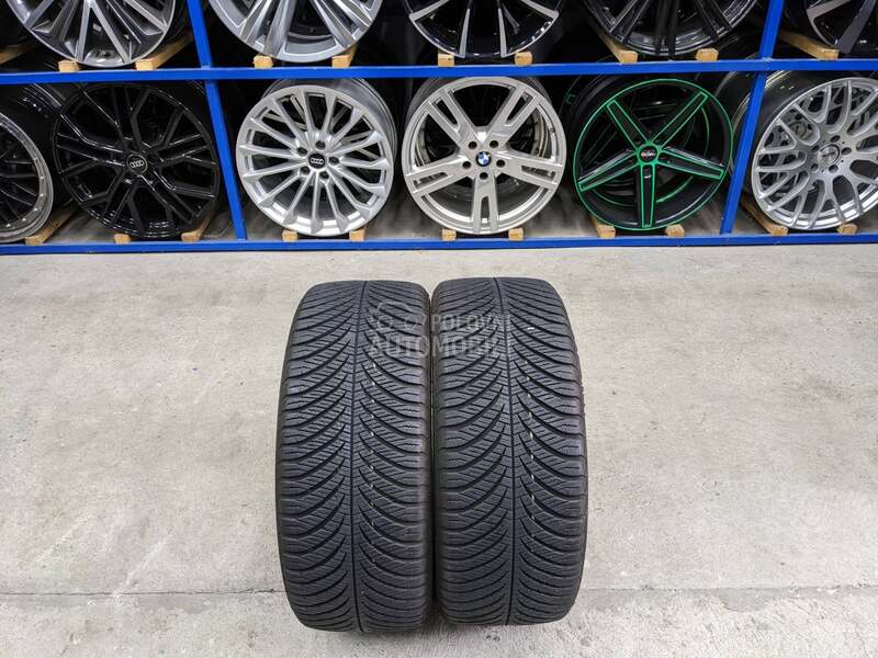Goodyear 215/45 R16 Zimska