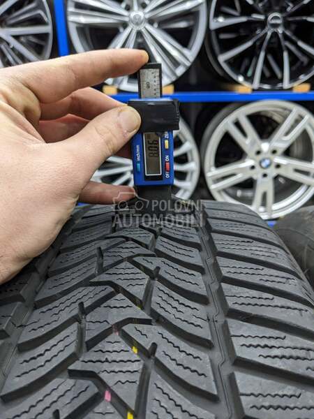 Dunlop 225/45 R17 Zimska