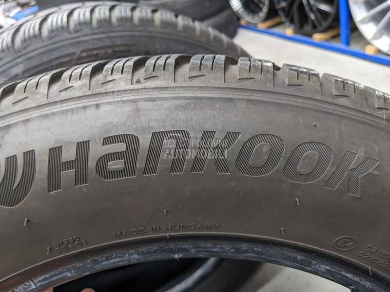 Hankook 225/60 R17 Zimska