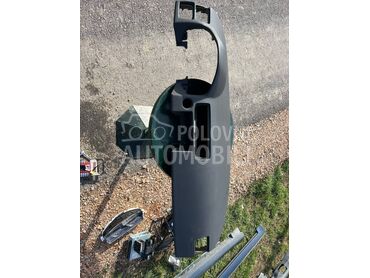 Instrument tabla sa airbagom za Volvo V50 od 2004. do 2012. god.