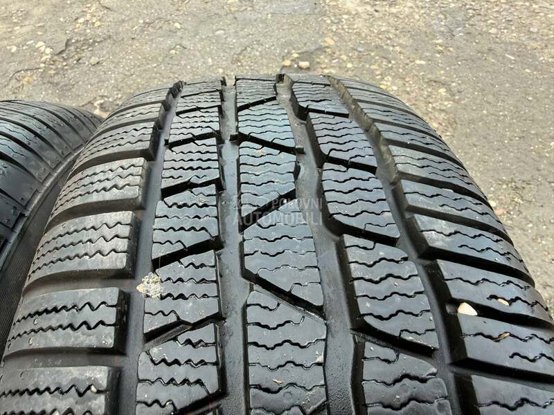 Continental 215/60 R16 Zimska