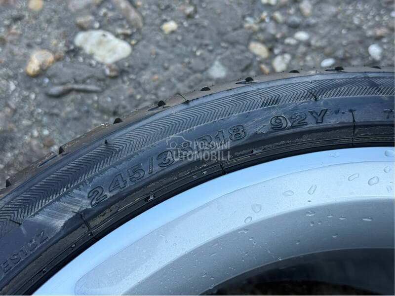 Bridgestone 245/35 R18 Letnja