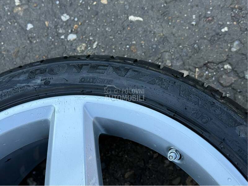 Bridgestone 245/35 R18 Letnja