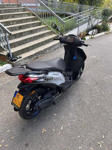 Piaggio Liberty S