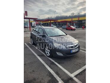 Opel Astra J 1.7 CDTI