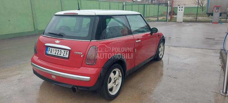 MINI Cooper 