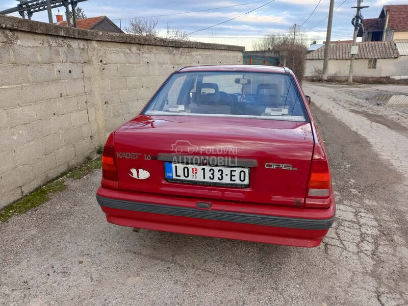 Opel Kadett D