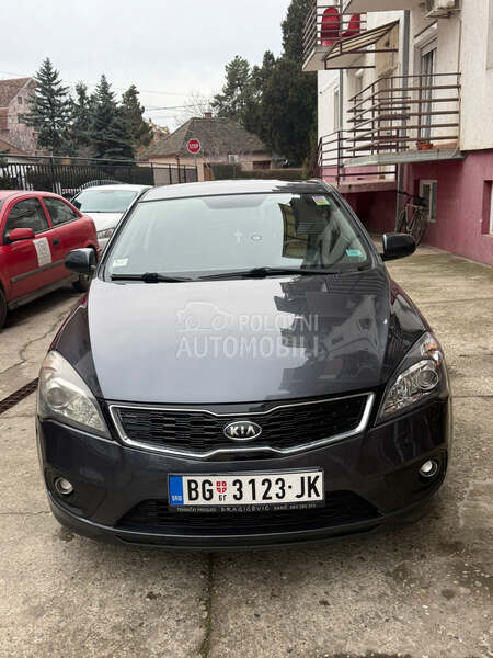 Kia cee`d 