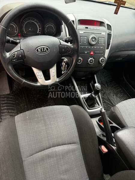 Kia cee`d 