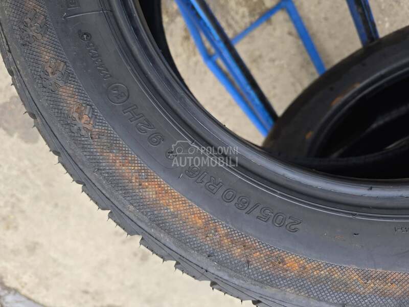 Lassa 205/60 R16 Zimska
