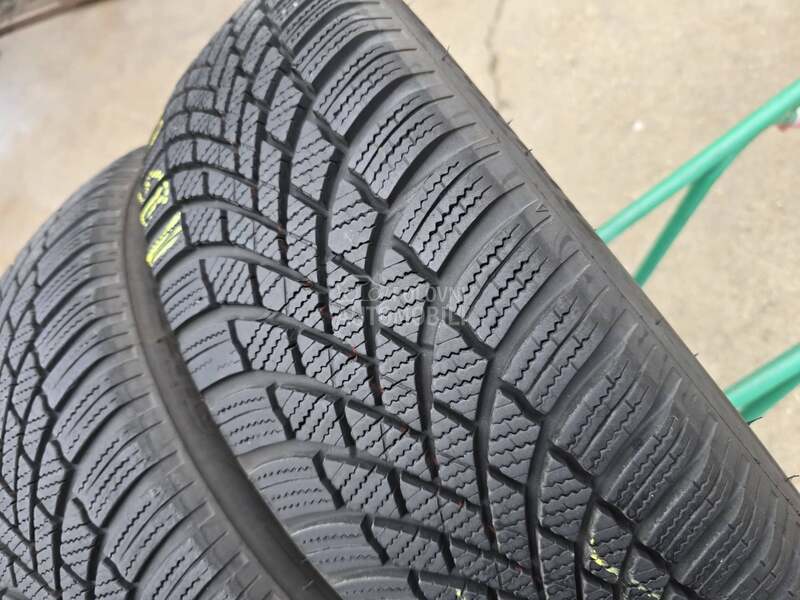 Bridgestone 185/60 R15 Zimska