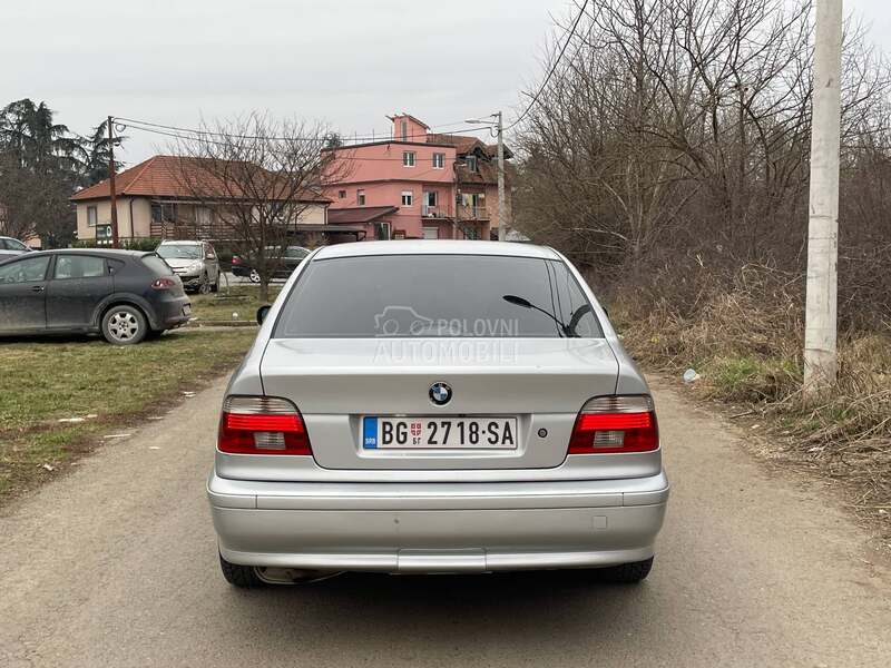 BMW 520 2.0