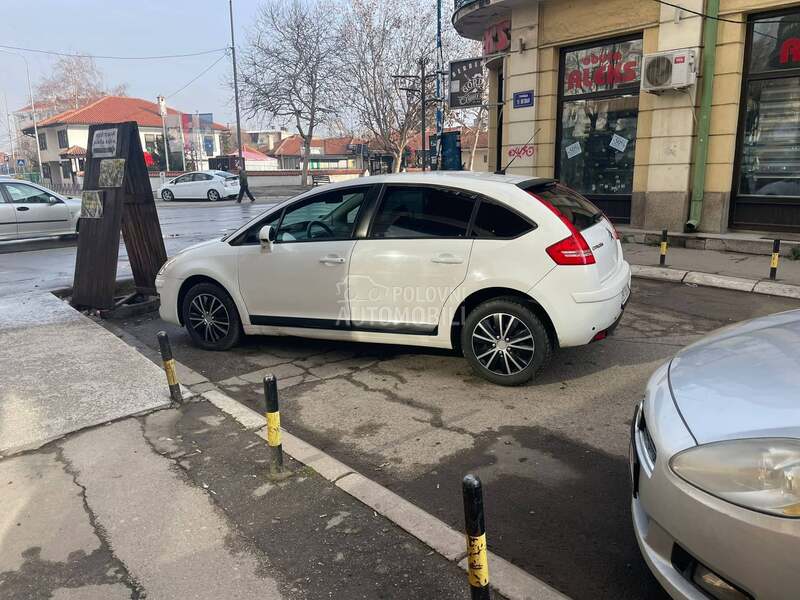 Citroen C4 