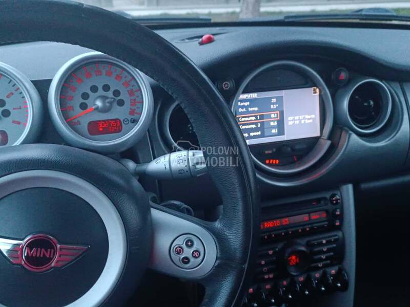 MINI Cooper 1.6
