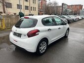 Peugeot 208 1.6 Hdi