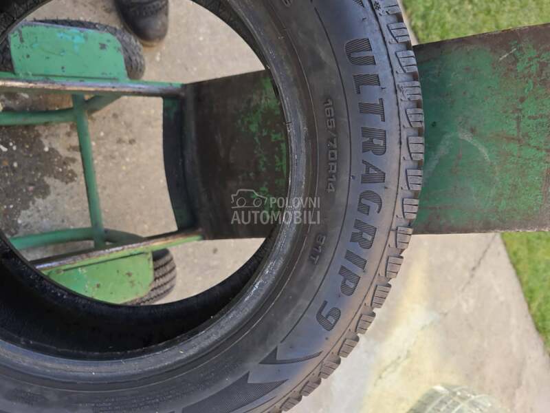 Goodyear 165/70 R14 Zimska