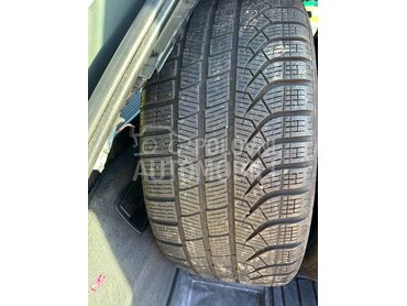 Pirelli 245/40 R18 Zimska