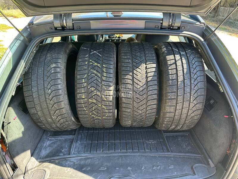 Pirelli 245/40 R18 Zimska