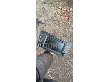 Multimedia za Škoda Octavia