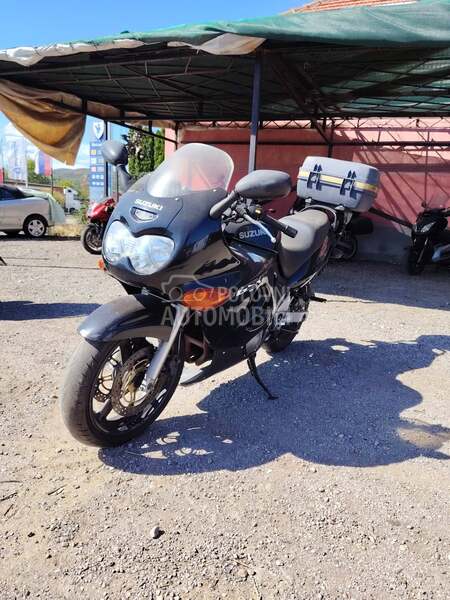 Suzuki GSX  750 F