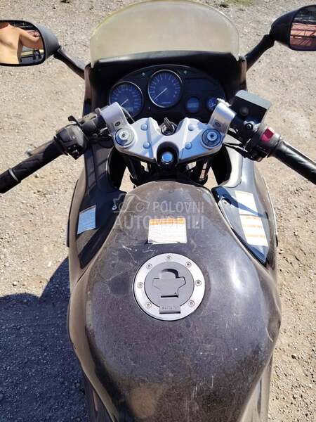 Suzuki GSX  750 F