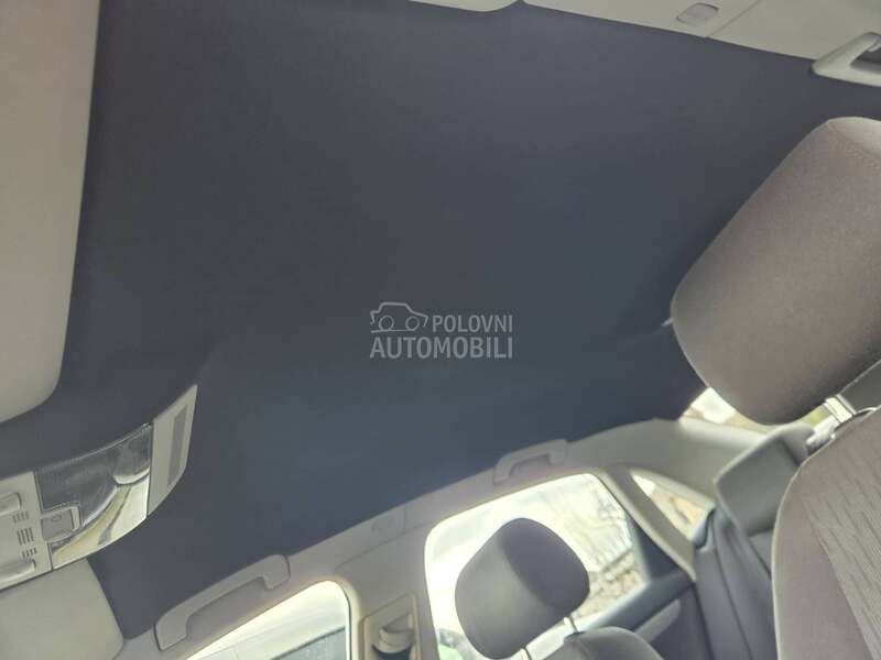 Delovi za Audi A4 2.0Tdi