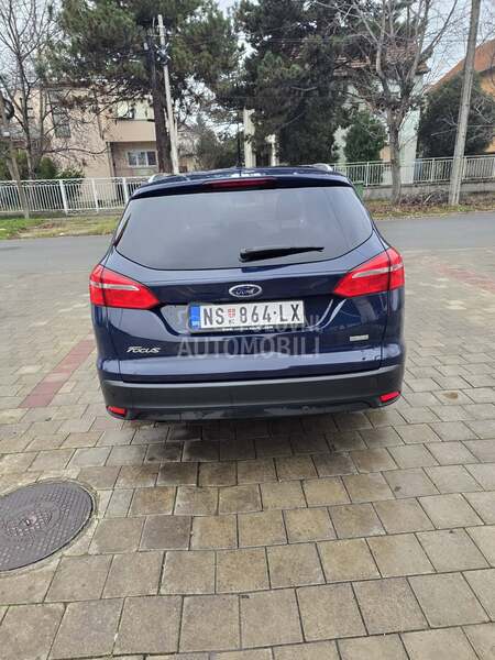 Ford Focus 1.0 Titanium