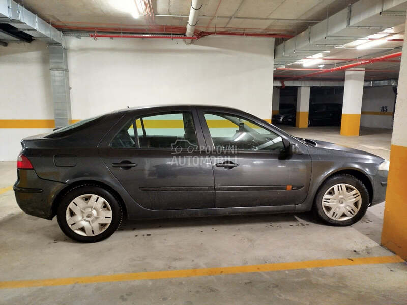 Renault Laguna 