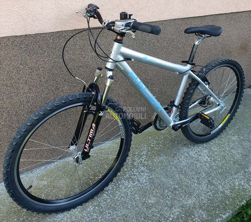 RACER HAWK 3X8 SWISS