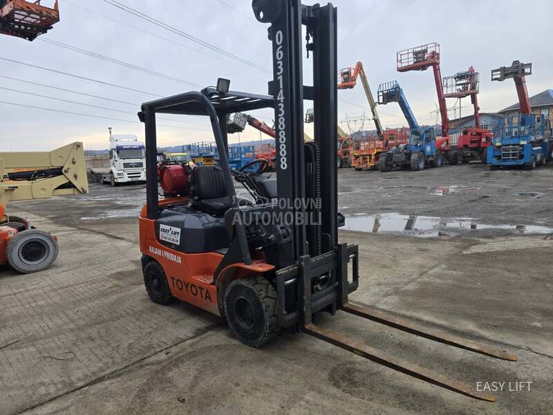 Toyota 42 Triplex 7FG18