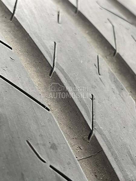 Continental 285/40 R20 Letnja