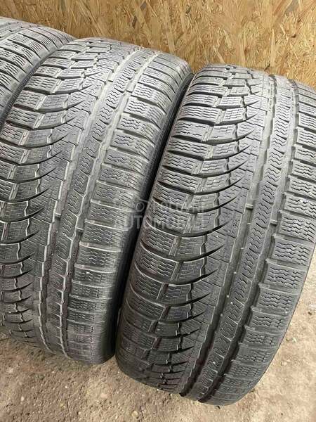 Nokian 225/45 R19 Zimska