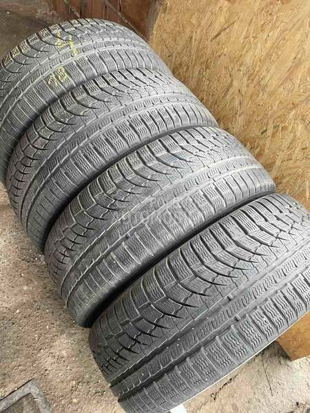 Nokian 225/45 R19 Zimska