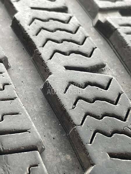 Nokian 225/45 R19 Zimska