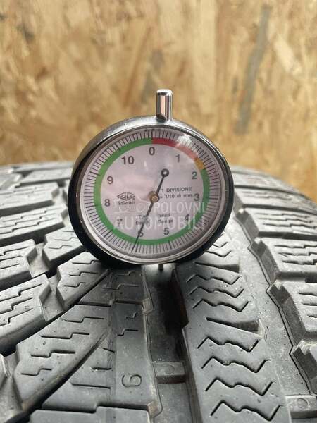 Nokian 225/45 R19 Zimska