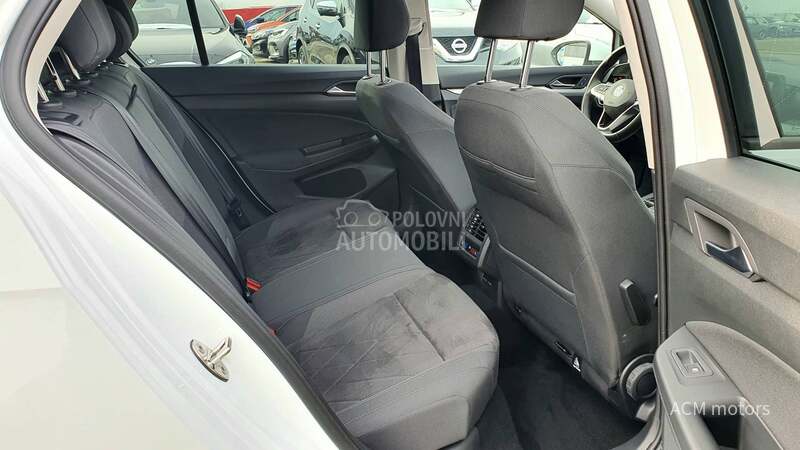 Volkswagen Golf 8 STYLE IQ 150hp