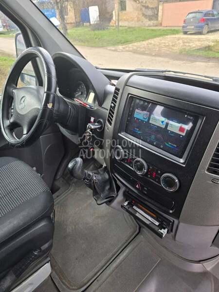 Mercedes Benz Sprinter 515