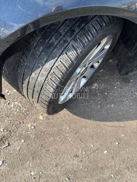 Opel Insignia 1.6 b e n z/n a v