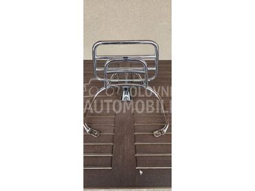 Vespa Primavera zadnji paktrer