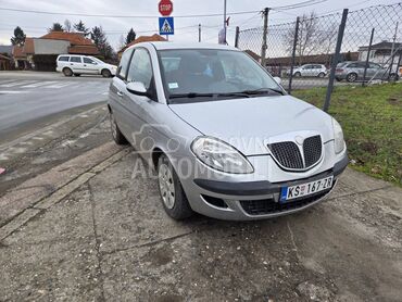 Lancia Ypsilon 