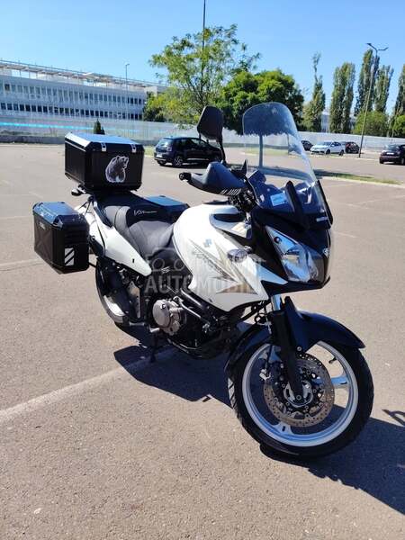 Suzuki V Strom