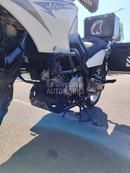 Suzuki V Strom