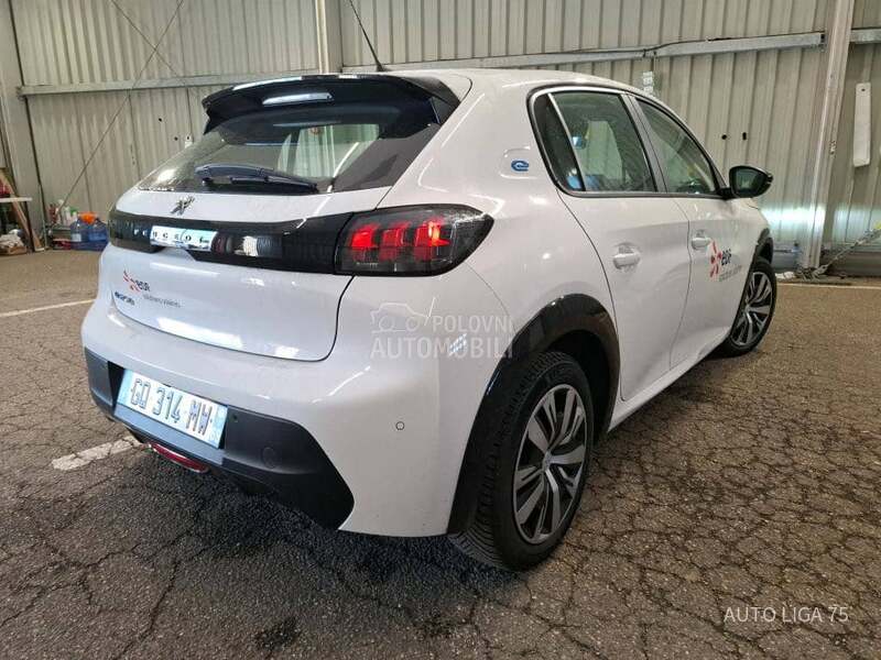 Peugeot 208 e136 Active