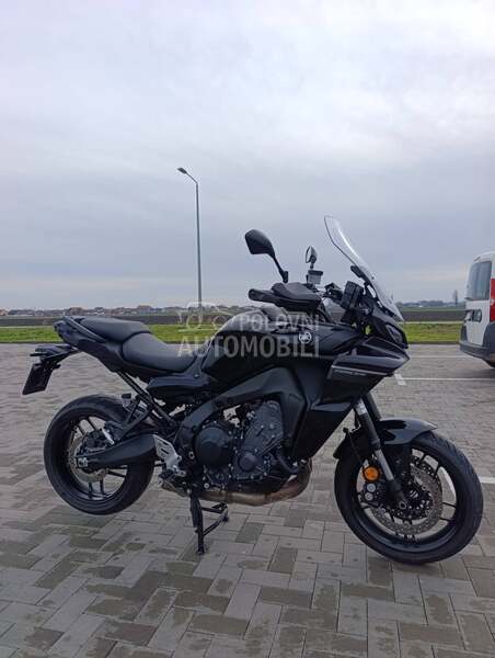 Yamaha Tracer 9