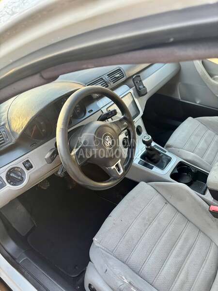 Volkswagen Passat B6 